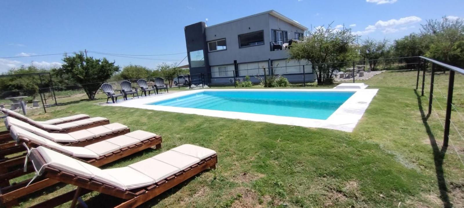 Anubis Aparthotel Villa de Merlo Exterior photo